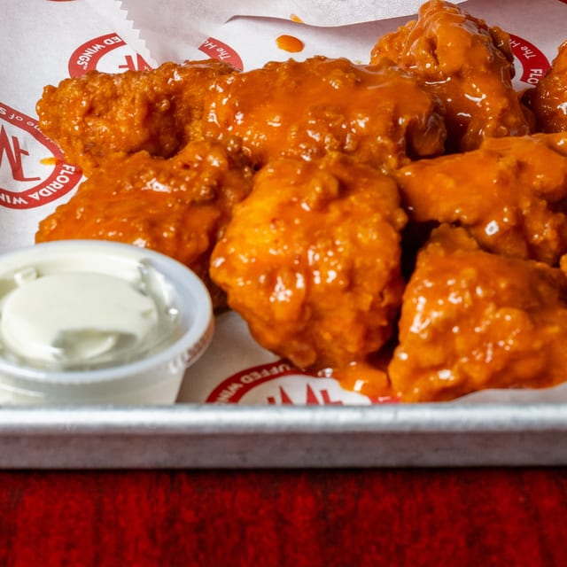 Boneless Wings (10 pieces).